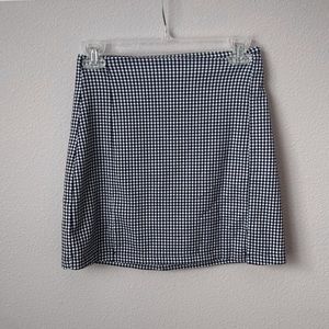 Brandy Melville B&W Checkered Cara Skirt
